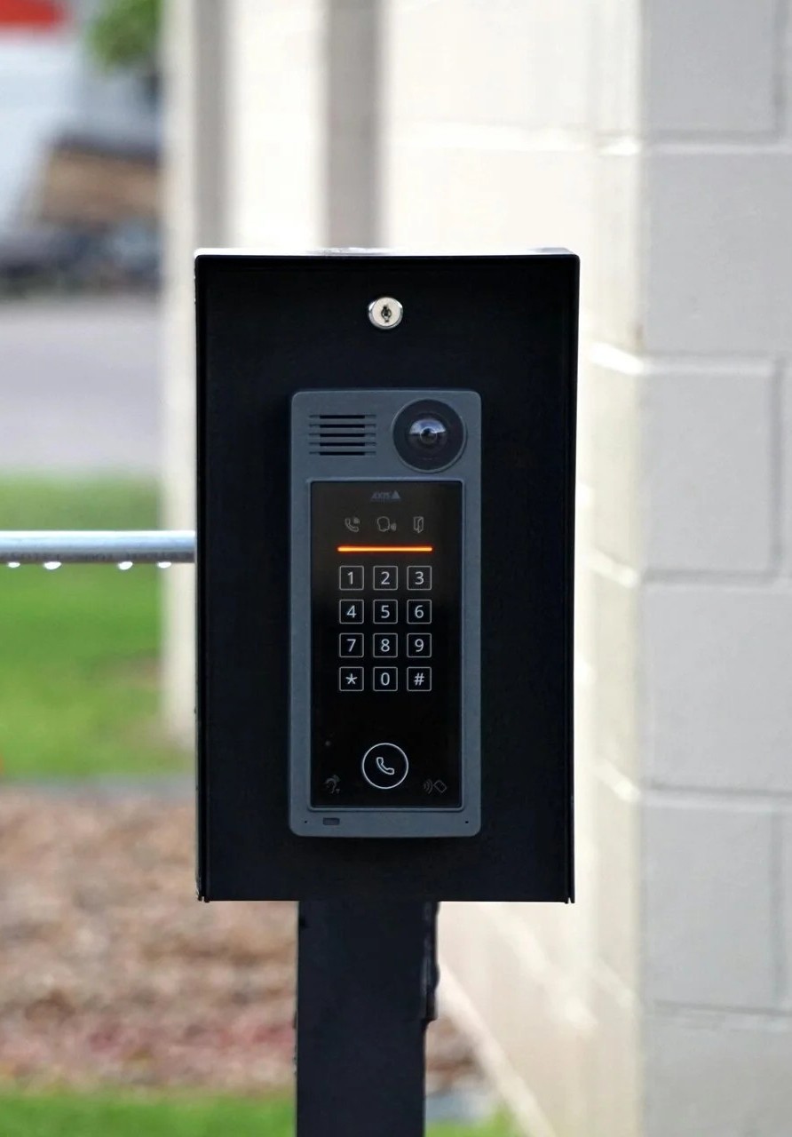 Abydos Technologies access control and Mircom enterphone service